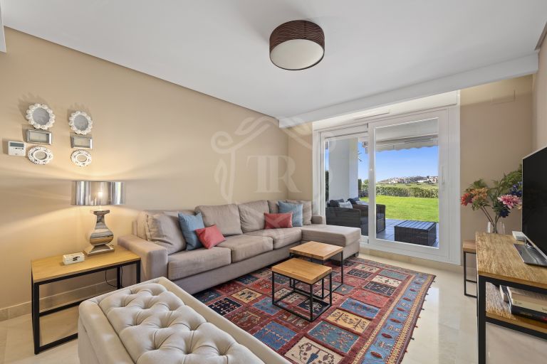 Apartamento Planta Baja en Los Arqueros, Benahavís