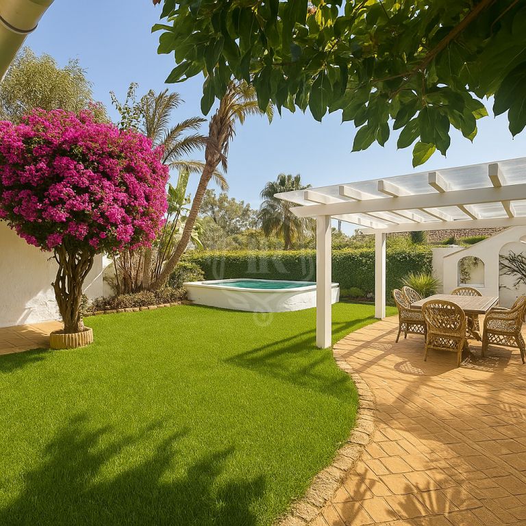 Duplex Ground floor located in the exclusive Los Toreros