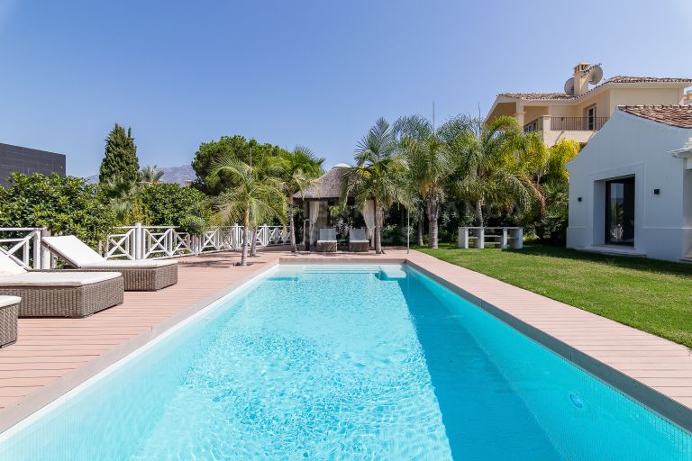 Espectacular Villa en Los Naranjos Golf, Nueva Andalucía