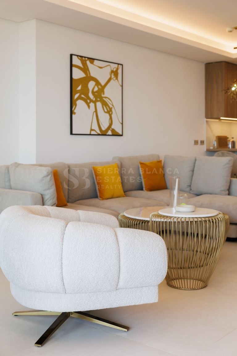 Exquisit Appartement de 2 Chambres avec Vues Panoramiques à Sierra Blanca Tower