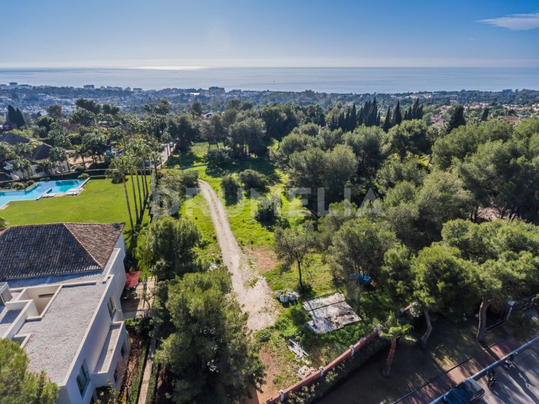 Marbella Golden Mile, Exclusive Large Plot with Sea Views in La Quinta de Sierra Blanca