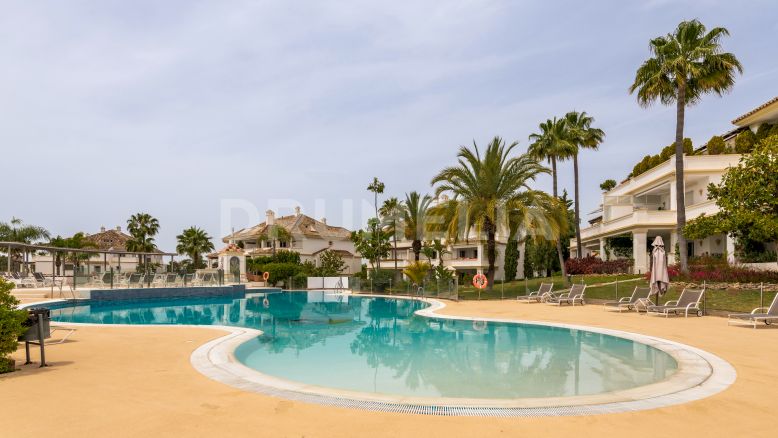 Marbella Goldene Meile, Luxuriöse, komplett renovierte Wohnung in Monte Paraiso, Marbella Golden Mile  