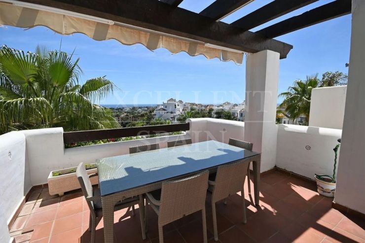 Lomas del Marques, Benahavis, Penthouse mit 3 Schlafzimmern und Meerblick zu verkaufen