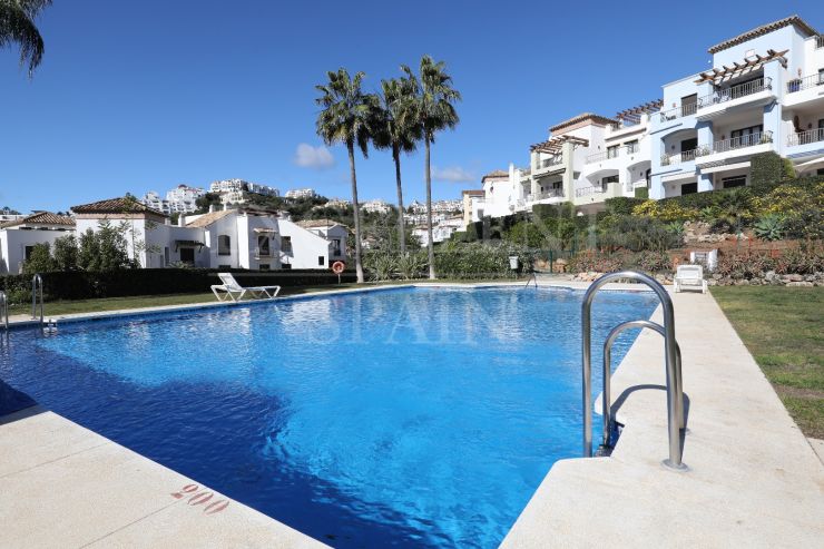 3-bedroom apartment for sale in La Torre, Los Arqueros Golf & Country Club, Benahavis
