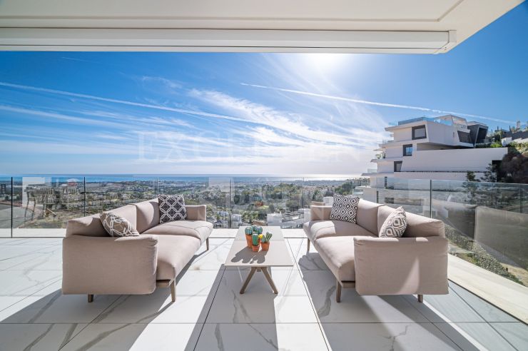 BYU Hills, Benahavis, luxuriöse Wohnung mit Panoramablick auf das Meer zu verkaufen