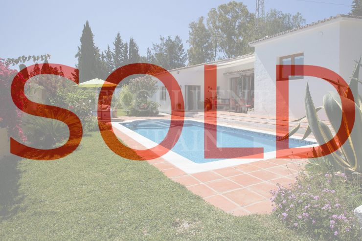 Reinoso, El Padron, Estepona, Villa zum Verkauf