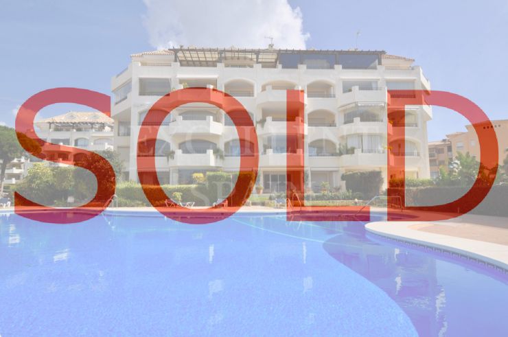 Hacienda Playa, Elviria, Marbella East, beachside corner apartment for sale with large terrace