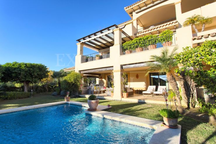 Aloha Park, Nueva Andalucia, Marbella, luxe appartement te koop