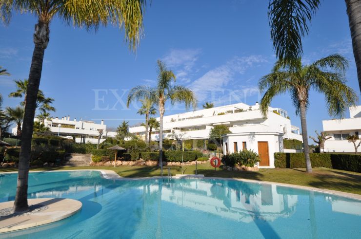 Terrazas del Rodeo, Nueva Andalucia, Marbella, op het westen gelegen begane grond appartement te koop