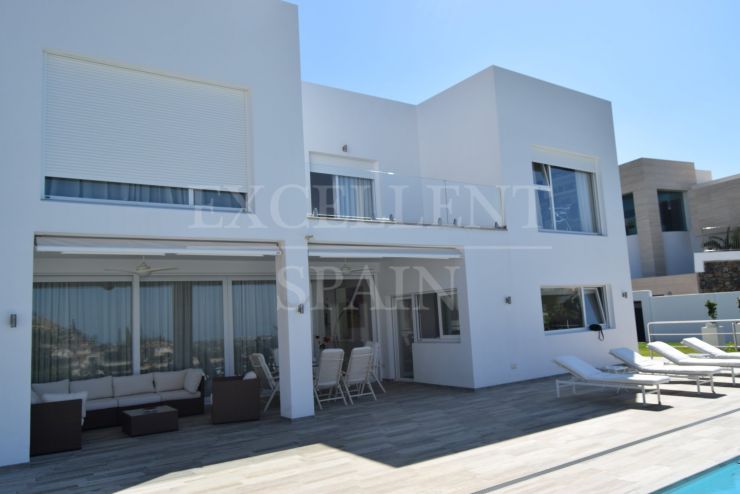 El Herrojo, La Quinta in Benahavis, contemporary villa for sale