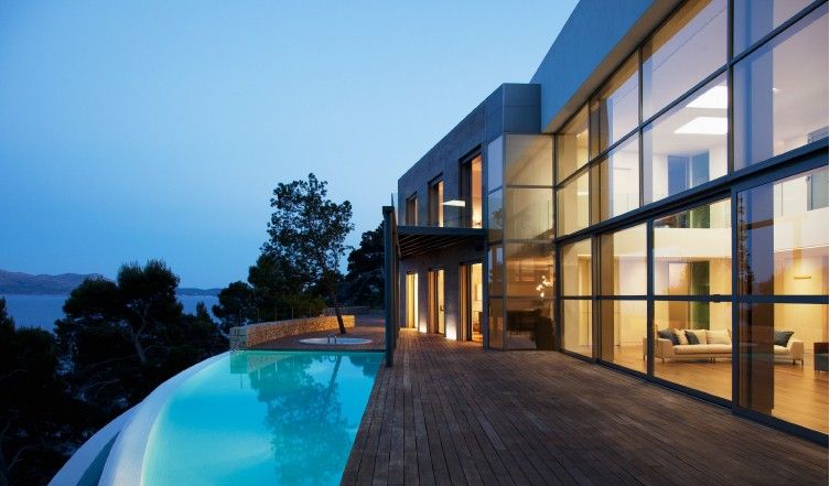 Venteu: Knight Frank’s New International Auction House