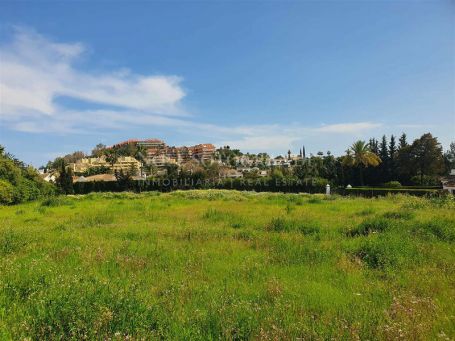Grundstück zum Verkauf in Nueva Andalucia, Marbella