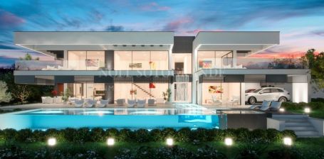 Villa for sale in Nueva Andalucia, Marbella