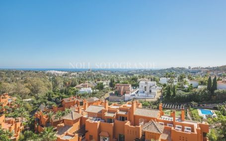 Atico en venta en Nueva Andalucia, Marbella