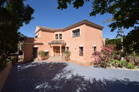 Villa for sale in Nueva Andalucia, Marbella