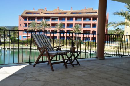 Apartment for rent in Isla Carey, Sotogrande