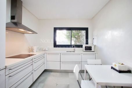 Apartment for rent in El Polo de Sotogrande, Sotogrande