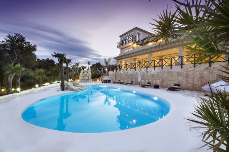 Villa zum Verkauf in La Reserva, Sotogrande