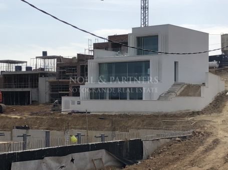 Adosado en venta en La Finca, Sotogrande
