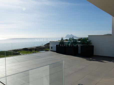 Atico en venta en Alcaidesa Costa, Alcaidesa