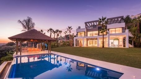 Stunning contemporary villa for sale in Benahavis, at Los Flamingos Golf