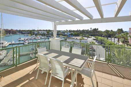 PENTHOUSE IN LA MARINA DE SOTOGRANDE