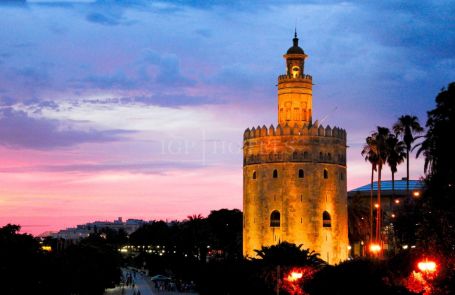 4-STAR HOTEL WITH 87 ROOMS AND HIGH-QUALITY FACILITIES IN THE OLD TOWN OF SEVILLE (OFF-MARKET)