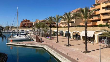 COMMERCIAL UNITS FROM 156-217m2 WITH PARKING IN SOTOGRANDE BLUE MARLIN