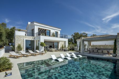 Villa for sale in