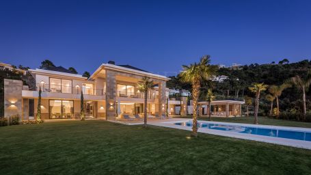 Mansion for sale in La Zagaleta