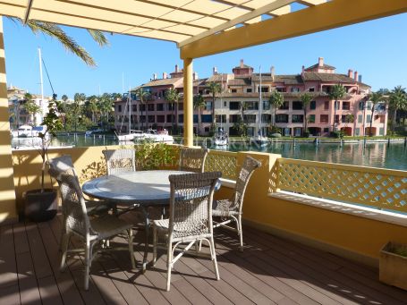 Apartment for sale in Marina de Sotogrande, Sotogrande