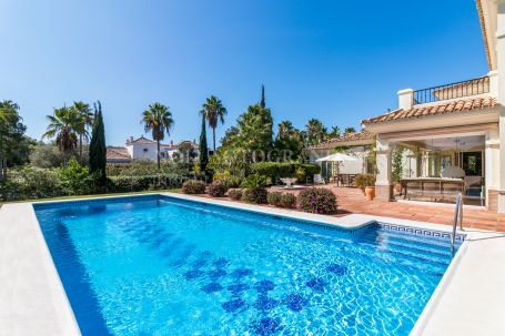 Villa for sale in Zona F, Sotogrande Alto, Sotogrande