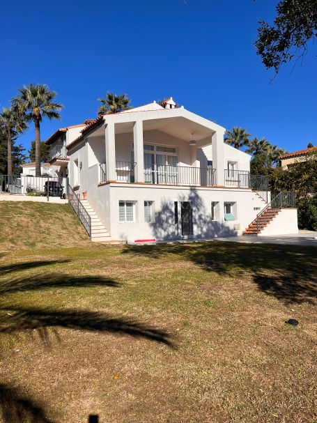 Villa for sale in Zona B, Sotogrande