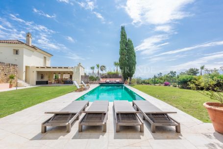 Villa for sale in Zona F, Sotogrande Alto, Sotogrande