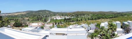 Town House for sale in San Enrique de Guadiaro