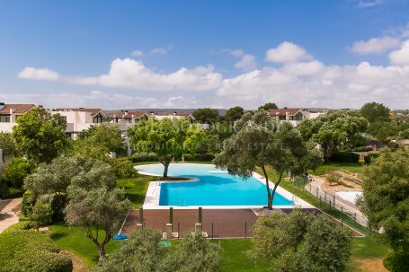 Wohnung zu Vermieten in Hacienda de Valderrama, Sotogrande Alto, Sotogrande