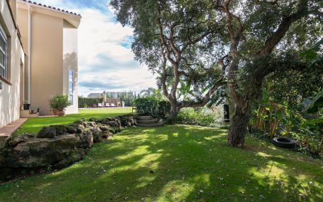 Villa for sale in Zona F, Sotogrande Alto, Sotogrande