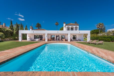 Villa zu Vermieten in Reyes y Reinas, Sotogrande Costa, Sotogrande