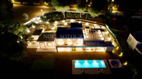 Villa for sale in Zona G, Sotogrande Alto, Sotogrande