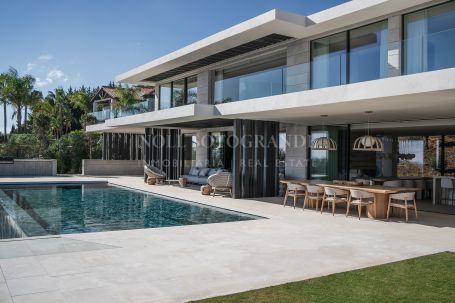 Villa for sale in Zona M, La Reserva, Sotogrande