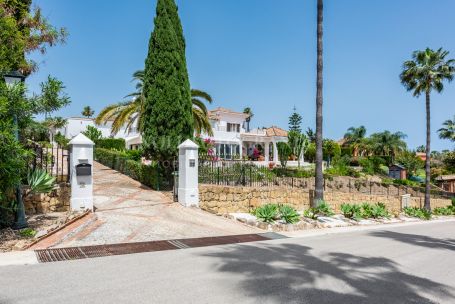 Villa for sale in Zona F, Sotogrande Alto, Sotogrande