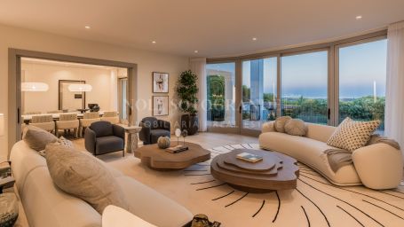 Villa for sale in Zona G, Sotogrande Alto, Sotogrande