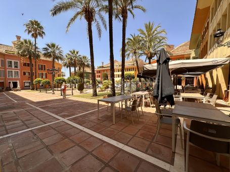 Geschäftsraum zum Verkauf in Sotogrande Puerto Deportivo, Sotogrande