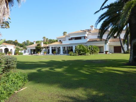 Villa for sale in Sotogrande Costa, Sotogrande