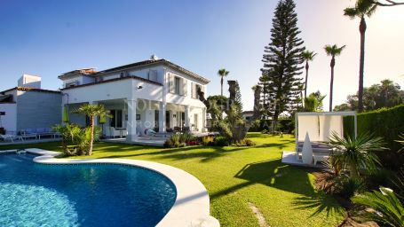 Villa zum Verkauf in Zona B, Sotogrande