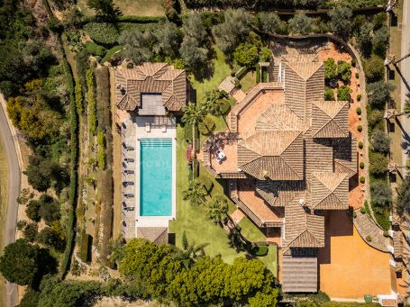 Villa for sale in Zona G, Sotogrande Alto, Sotogrande