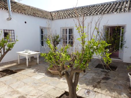 Country House for sale in Torreguadiaro, Sotogrande