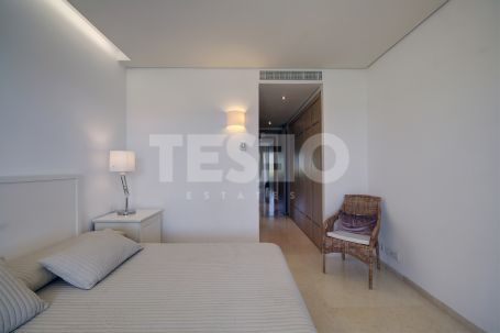 Wonderful Ground Floor Apartment with unique Marina views and private garden in Ribera del Marlin