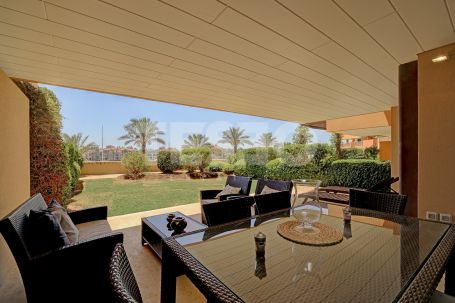 Wonderful Ground Floor Apartment with unique Marina views and private garden in Ribera del Marlin
