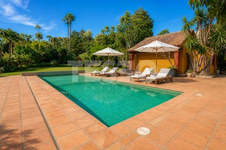 Encantadora Villa con doble parcela en Zona A, Sotogrande Costa